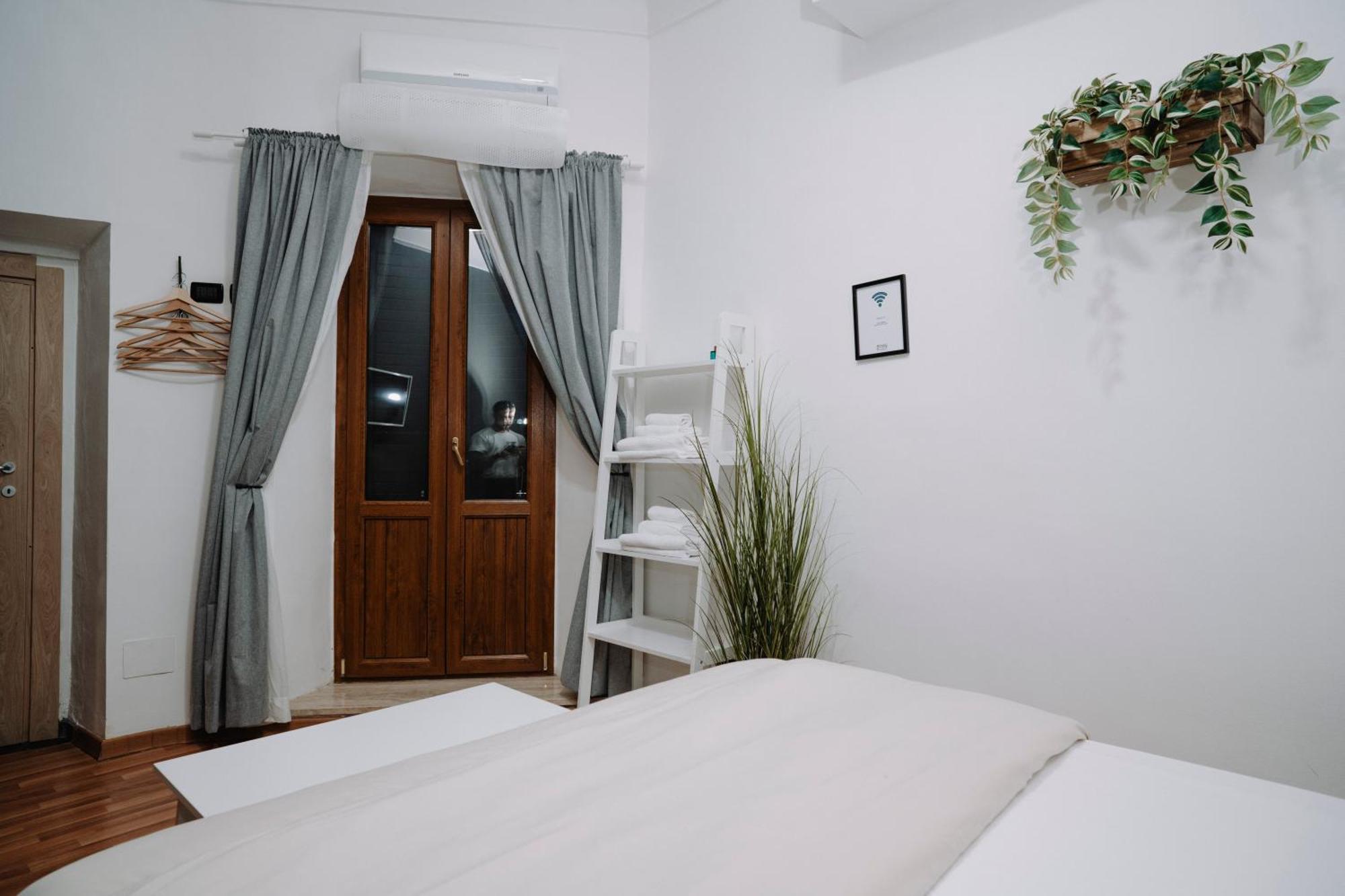 Bonne Nuit Terracina Bed & Breakfast Exterior photo